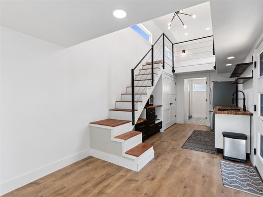 Interior, Pendant Lights, Recessed Lighting, Wood Texture Flooring