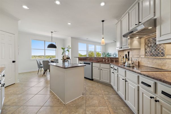 Dining room, Interior, Kitchen, Pendant Lights, Recessed Lighting