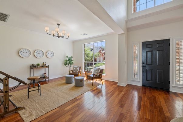 Chandelier, Interior, Living room, Wood Texture Flooring