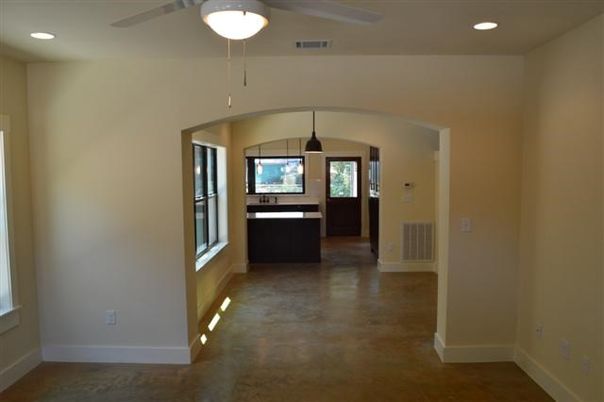 Empty room, Interior, Pendant Lights, Recessed Lighting