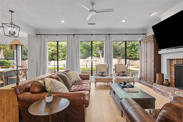 Fireplace, Interior, Living room, Pendant Lights, Recessed Lighting, Wood Texture Flooring