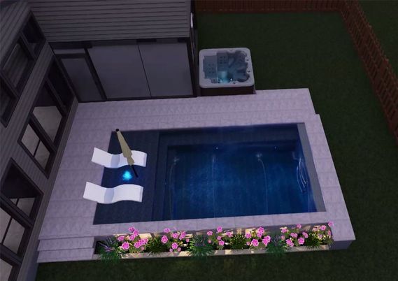 Exterior, Pool