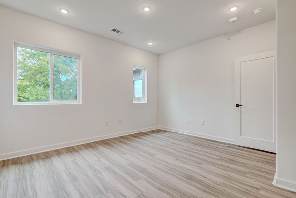 Empty room, Interior, Recessed Lighting, Wood Texture Flooring