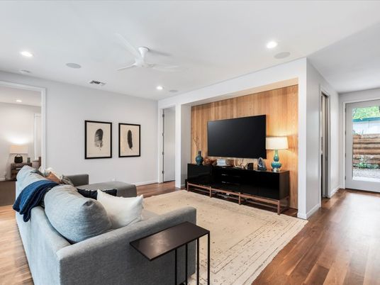 Interior, Living room, Recessed Lighting, Wood Texture Flooring
