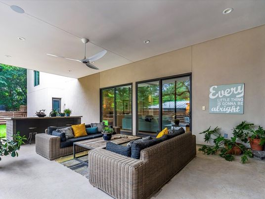 Exterior, Recessed Lighting