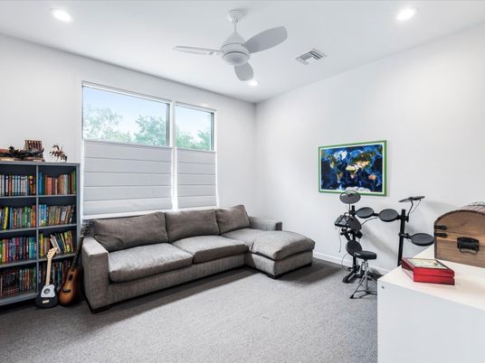 Fitness Equipment, Interior, Recessed Lighting