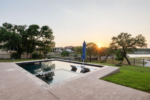 Exterior, Pool, Water