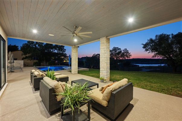 Exterior, Pool, Water