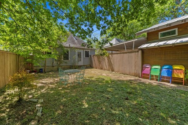 Backyard, Exterior