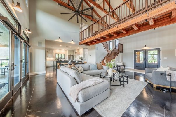 Interior, Kitchen, Living room, Pendant Lights, Recessed Lighting, Wooden Beams, Wooden Ceilings