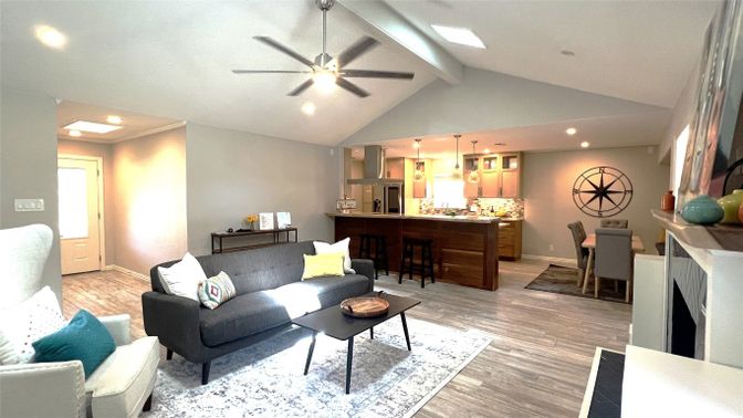 Dining room, Interior, Living room, Pendant Lights, Recessed Lighting, Wood Texture Flooring