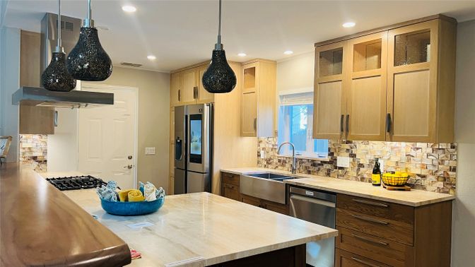 Interior, Kitchen, Pendant Lights, Recessed Lighting, Stainless Steel Appliances