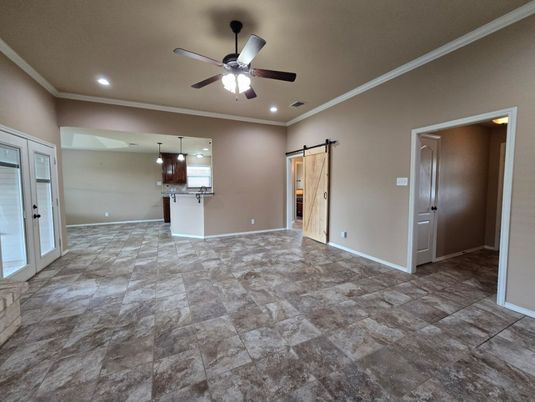 Empty room, Interior, Pendant Lights, Recessed Lighting