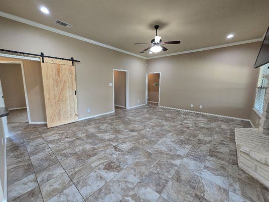 Empty room, Interior, Recessed Lighting