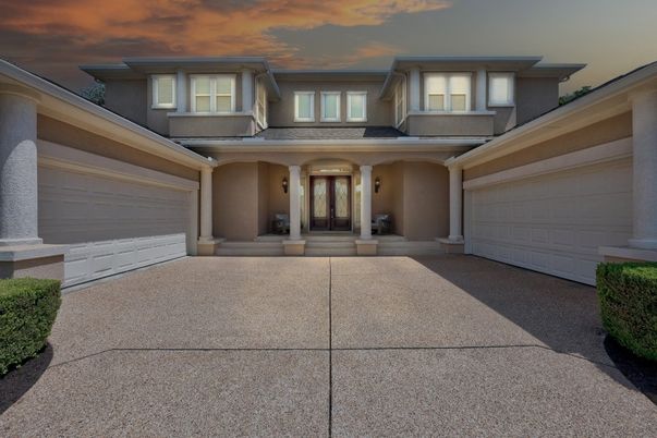 Attached, Exterior, Facade, Modern