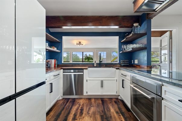 Interior, Kitchen, Stainless Steel Appliances, Wood Texture Flooring