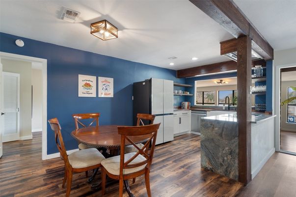 Dining room, Interior, Kitchen, Recessed Lighting, Wood Texture Flooring