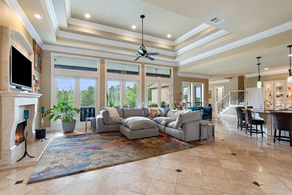 Fireplace, Interior, Living room, Pendant Lights, Recessed Lighting