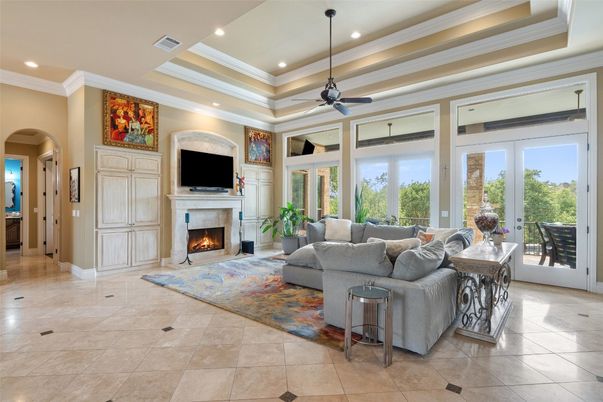 Fireplace, Interior, Living room, Recessed Lighting