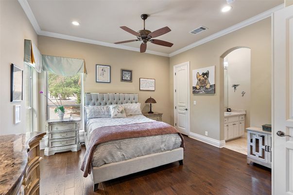Bedroom, Interior, Recessed Lighting, Wood Texture Flooring
