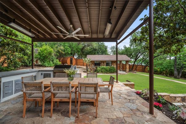 Backyard, Exterior