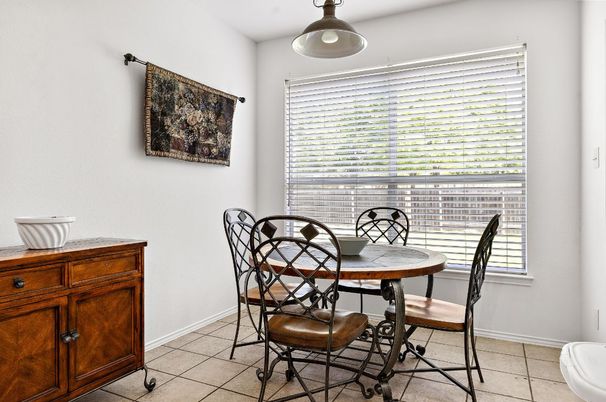 Dining room, Interior