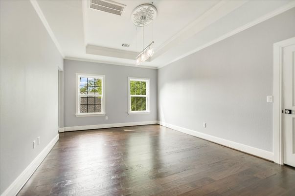 Empty room, Interior, Pendant Lights, Wood Texture Flooring