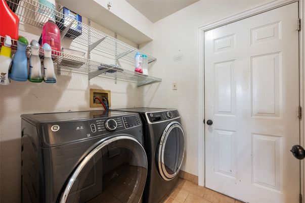 Interior, Washer