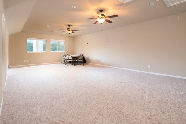Dining room, Empty room, Interior, Recessed Lighting