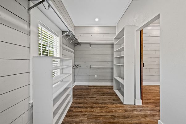 Interior, Recessed Lighting, Walk-in Closets, Wood Texture Flooring