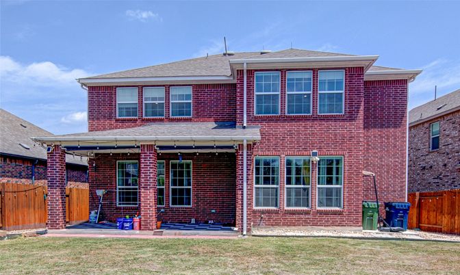 Exterior, Facade, Brick Facade, Georgian