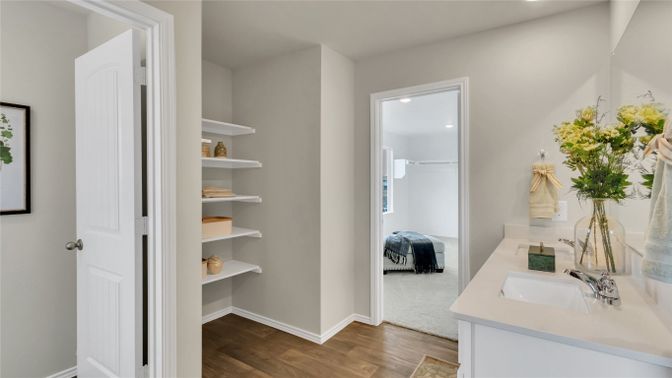 Interior, Recessed Lighting, Wood Texture Flooring