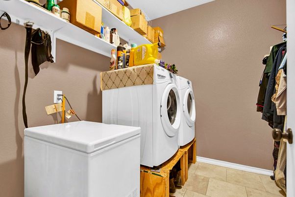 Interior, Washer