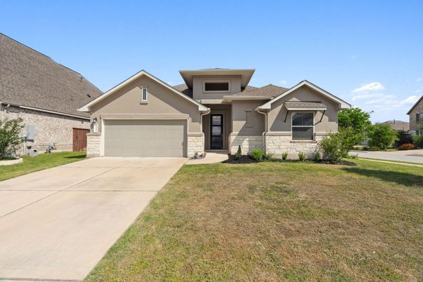 Attached, Exterior, Facade, American Craftsman