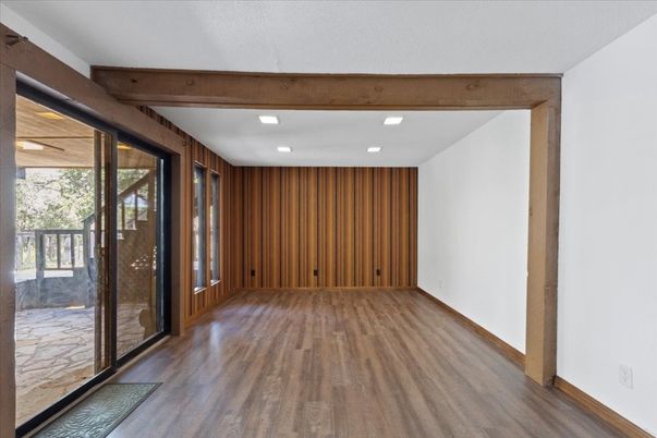 Empty room, Interior, Recessed Lighting, Wooden Beams, Wood Texture Flooring