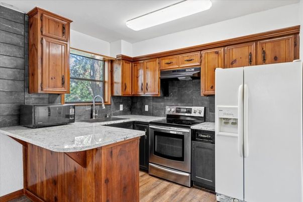 Interior, Kitchen, Stainless Steel Appliances, Wood Texture Flooring