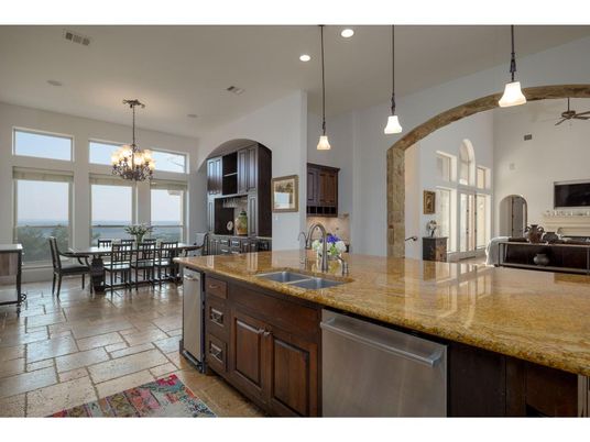 Chandelier, Dining room, Interior, Kitchen, Pendant Lights, Recessed Lighting, Water
