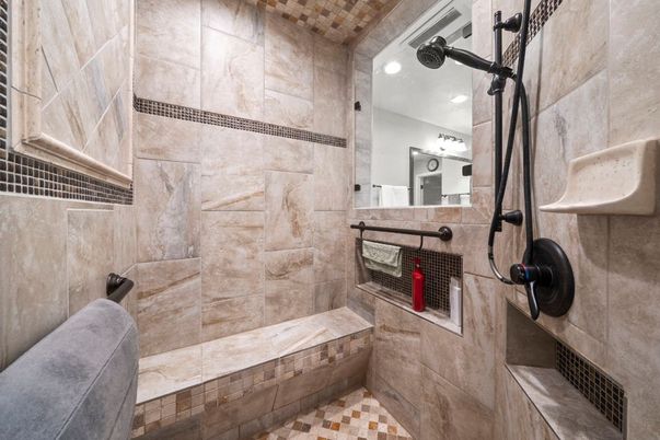 Bathroom, Interior, Recessed Lighting