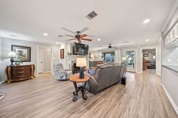 Fireplace, Interior, Living room, Recessed Lighting