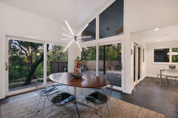 Dining room, Interior, Pendant Lights, Recessed Lighting