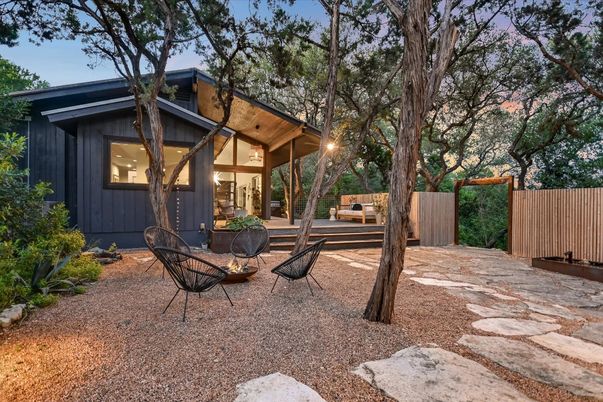 Backyard, Exterior
