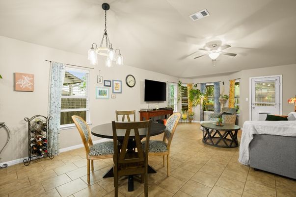 Dining room, Interior, Pendant Lights