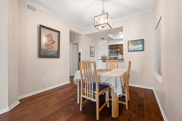 Dining room, Interior, Kitchen, Pendant Lights, Recessed Lighting, Wood Texture Flooring