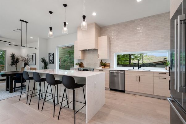 Dining room, Interior, Kitchen, Pendant Lights, Recessed Lighting, Stainless Steel Appliances, Wood Texture Flooring