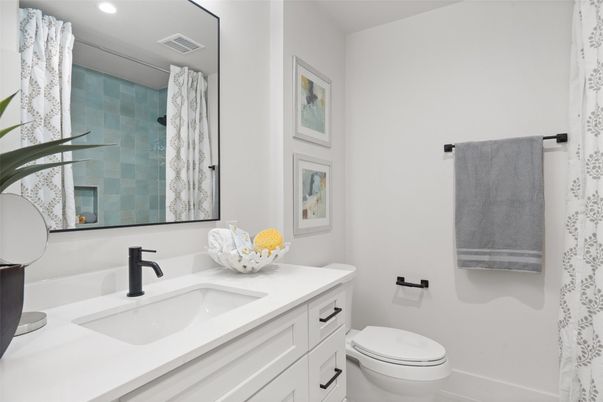 Bathroom, Interior, Recessed Lighting
