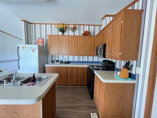 Interior, Kitchen, Wood Texture Flooring
