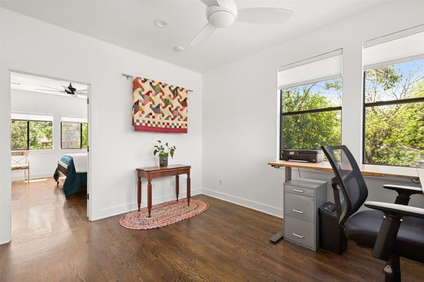 Home Office, Interior, Recessed Lighting, Wood Texture Flooring