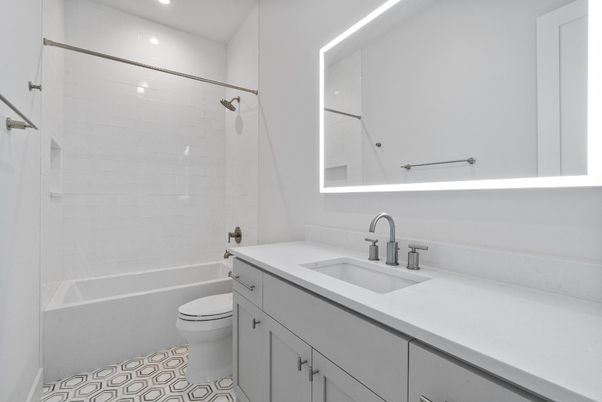Bathroom, Interior, Recessed Lighting