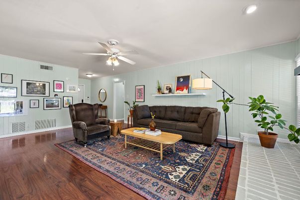 Interior, Living room, Recessed Lighting, Wood Texture Flooring