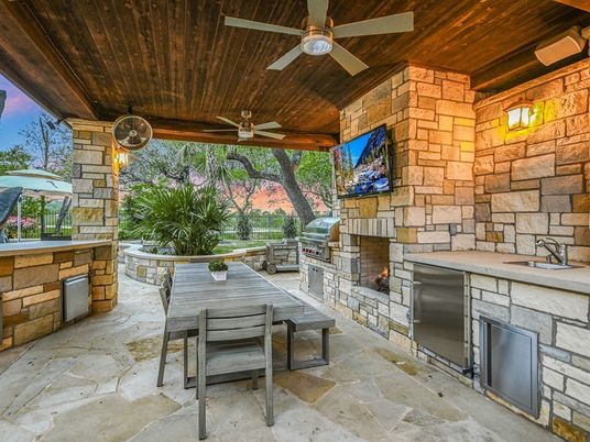 Exterior, Fireplace